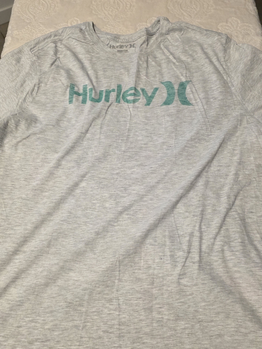 Hurley Light Gray Short-Sleeve Tee with Teal Logo